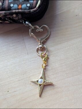 Gold Star Charm Keychain with Pearl Accent